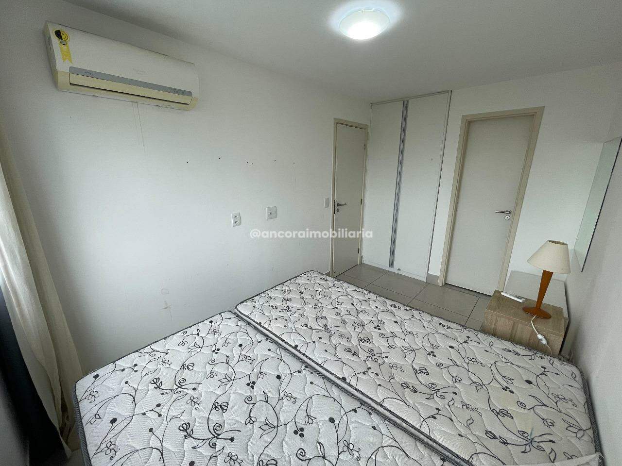 Flat à venda no Ilha do Leite: