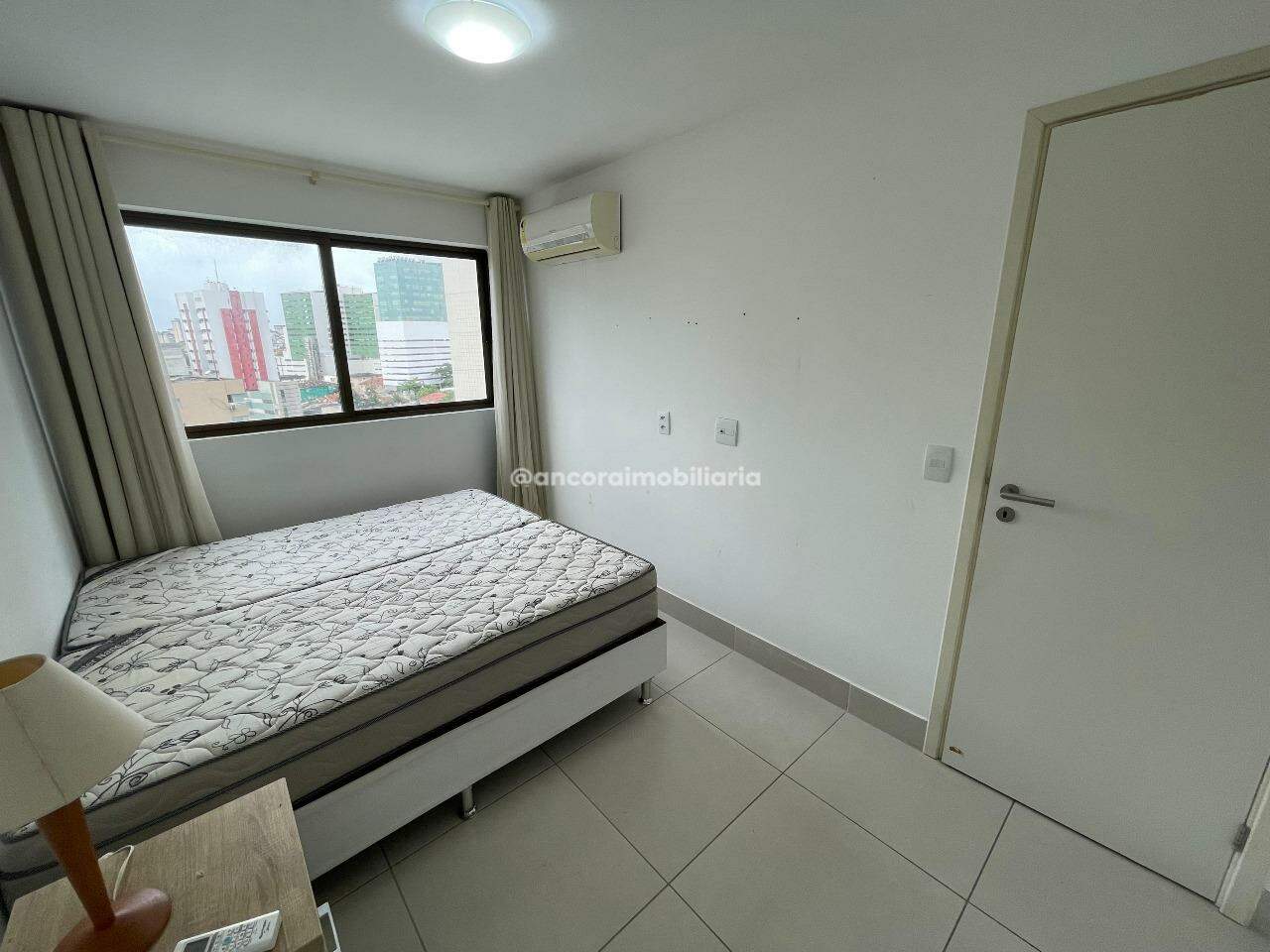 Flat à venda no Ilha do Leite: