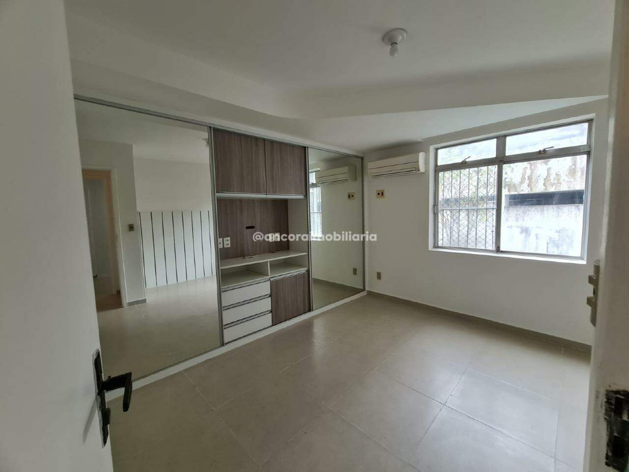 Apartamento à venda no Tamarineira: 