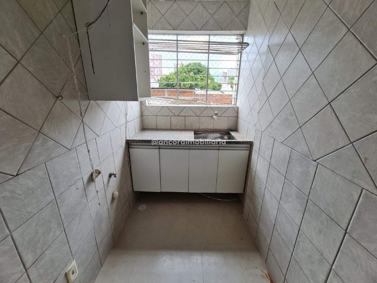 Apartamento à venda no Tamarineira: 