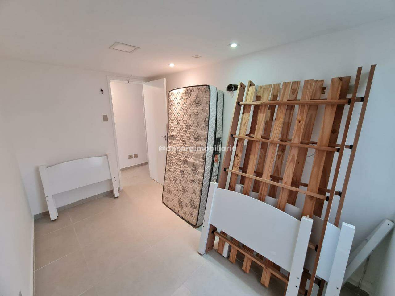 Apartamento à venda no Tamarineira: 