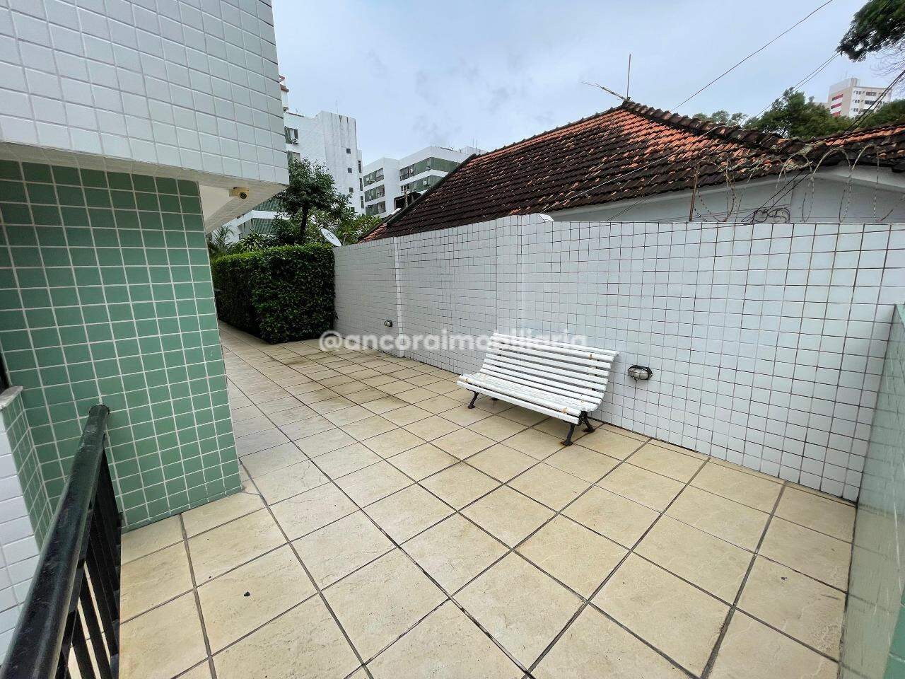 Apartamento para aluguel no Aflitos: 