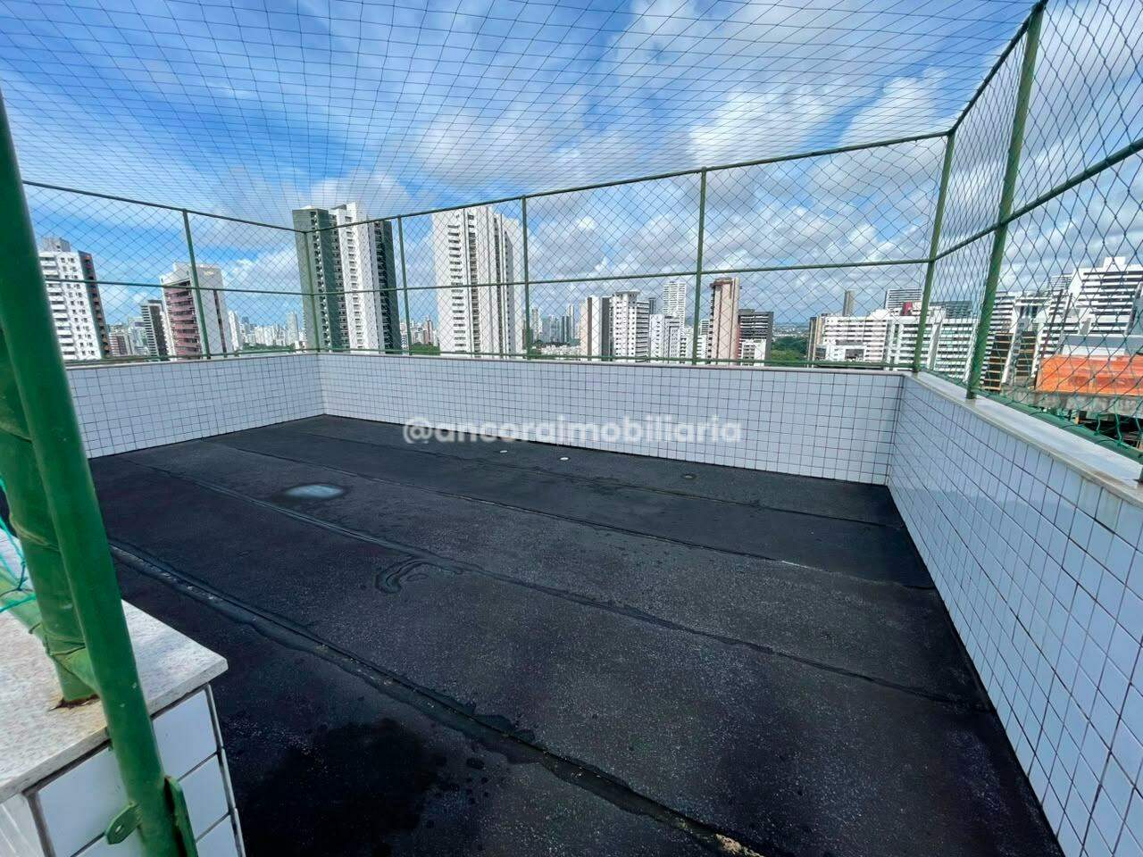 Apartamento à venda no Tamarineira:
