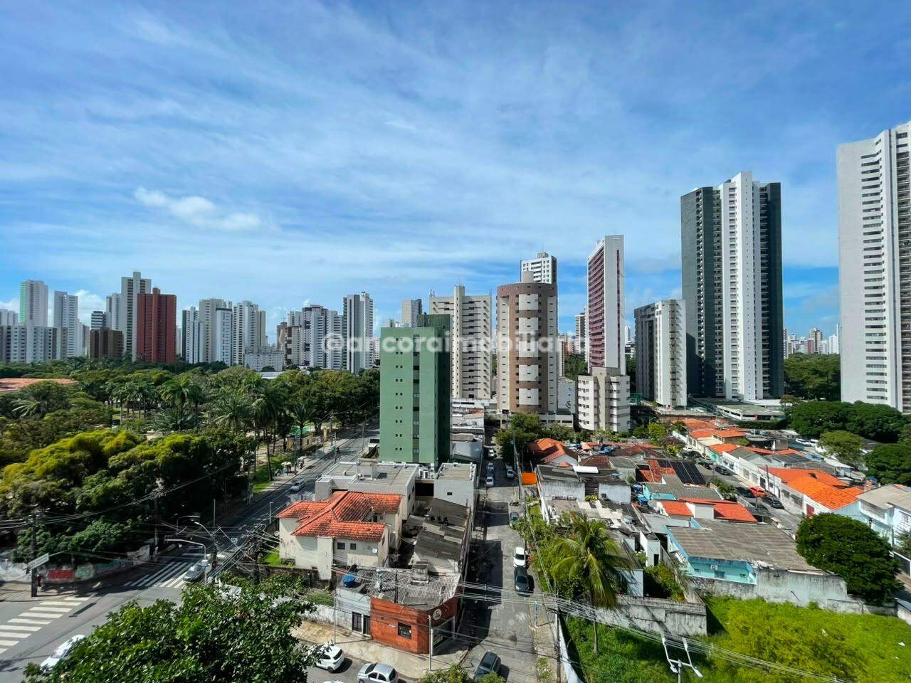 Apartamento à venda no Tamarineira: