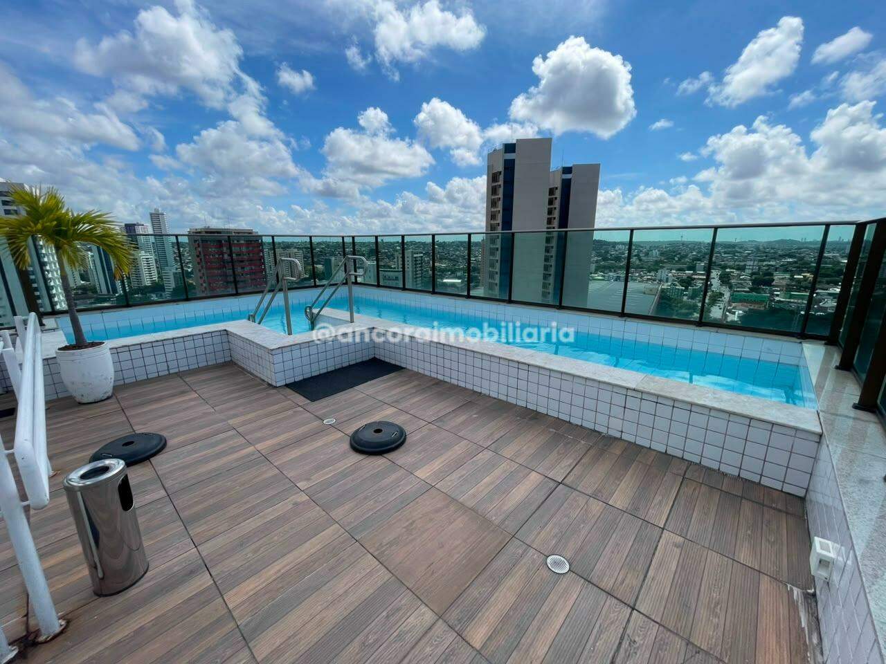 Apartamento à venda no Tamarineira: