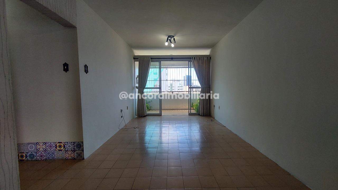 Apartamento à venda no Graças: 