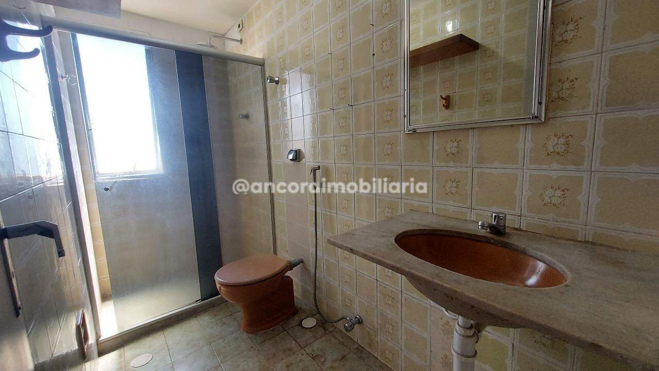 Apartamento à venda no Graças: