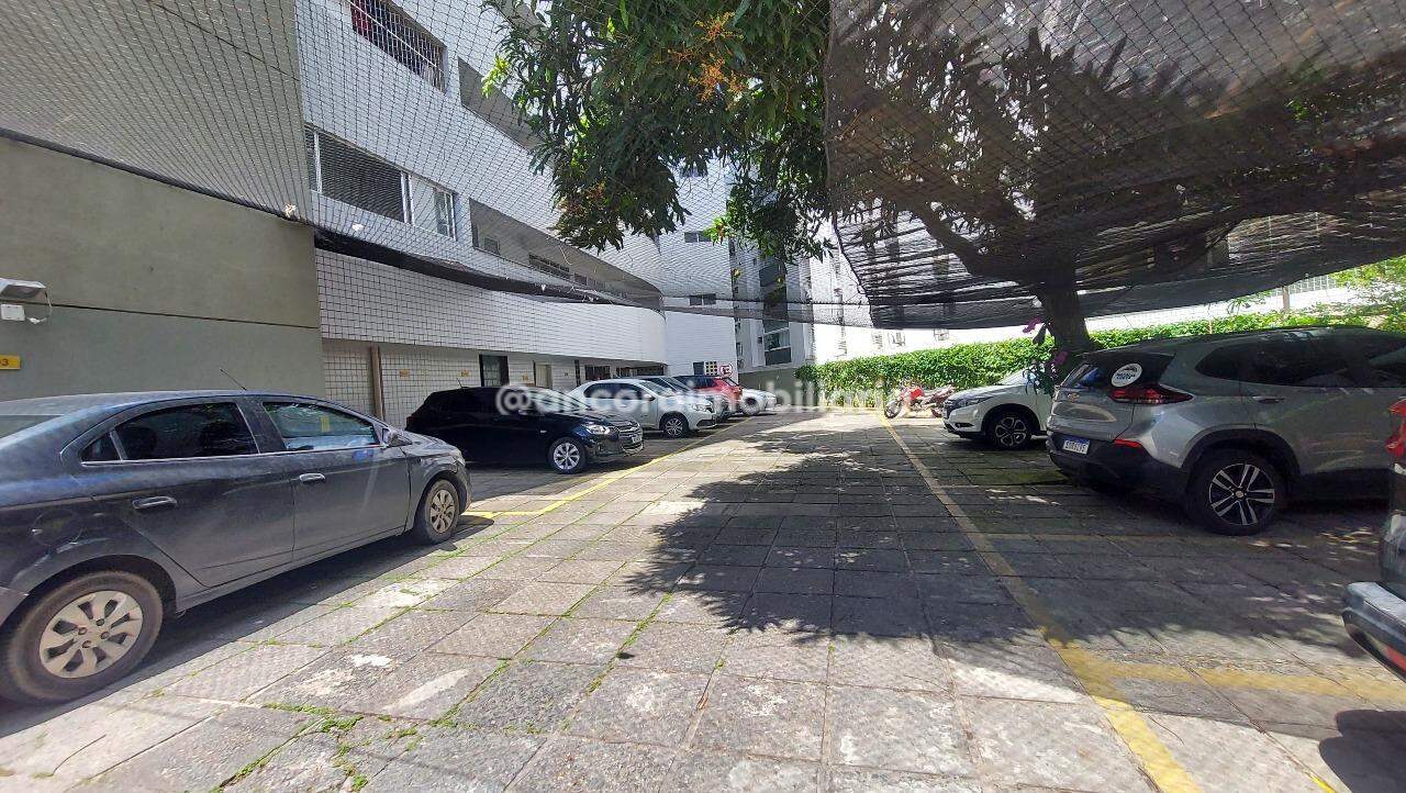 Apartamento à venda no Graças: