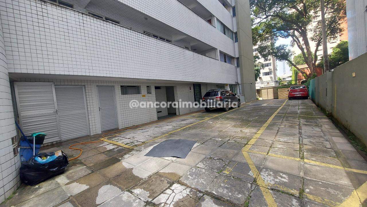 Apartamento à venda no Graças: