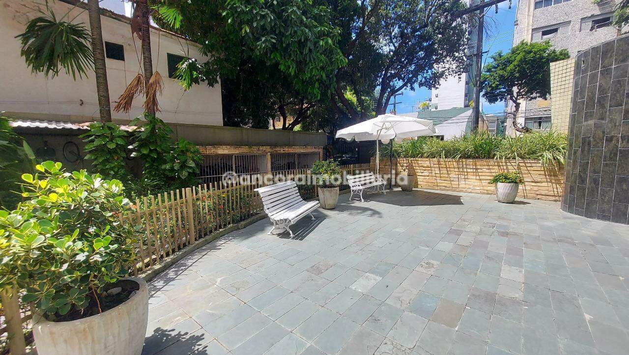 Apartamento à venda no Graças: