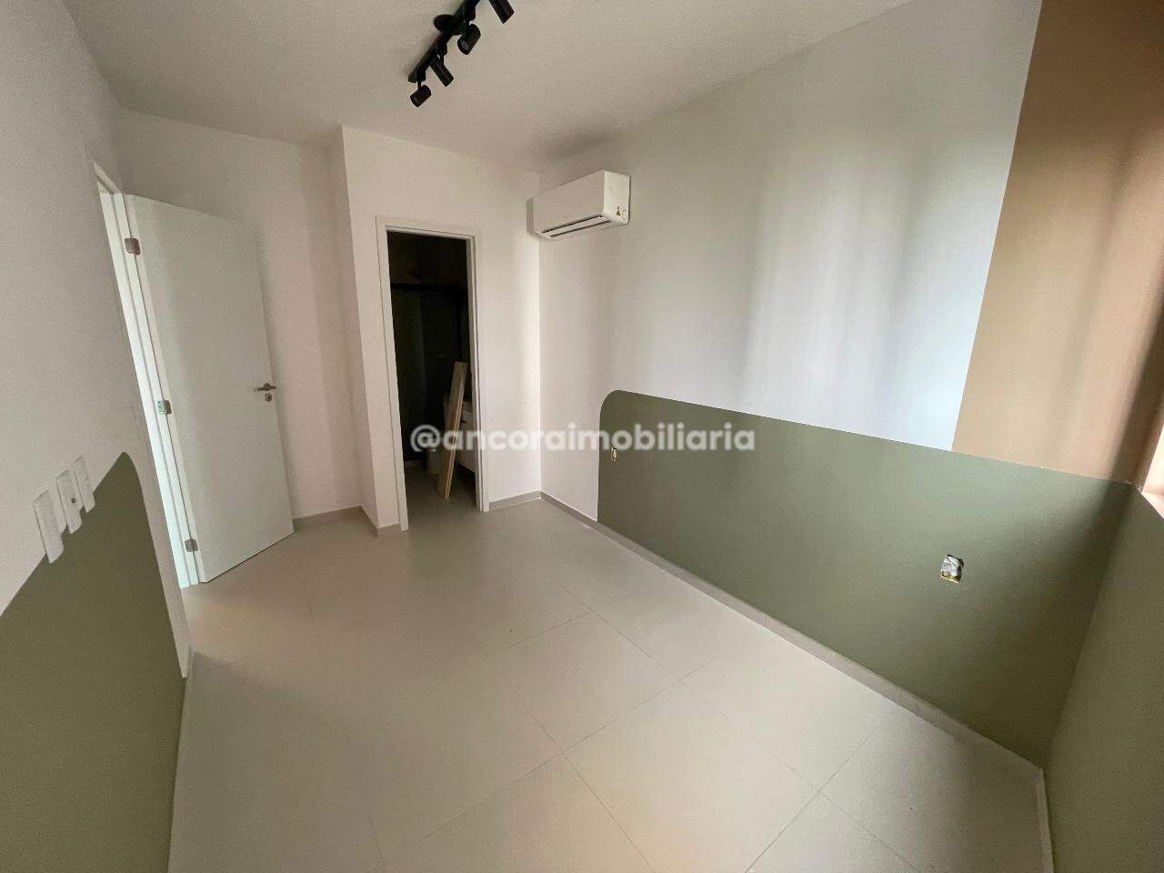 Apartamento para aluguel no Espinheiro: 
