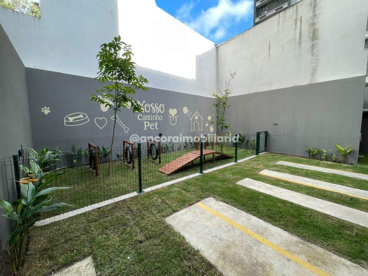 Apartamento para aluguel no Espinheiro: 