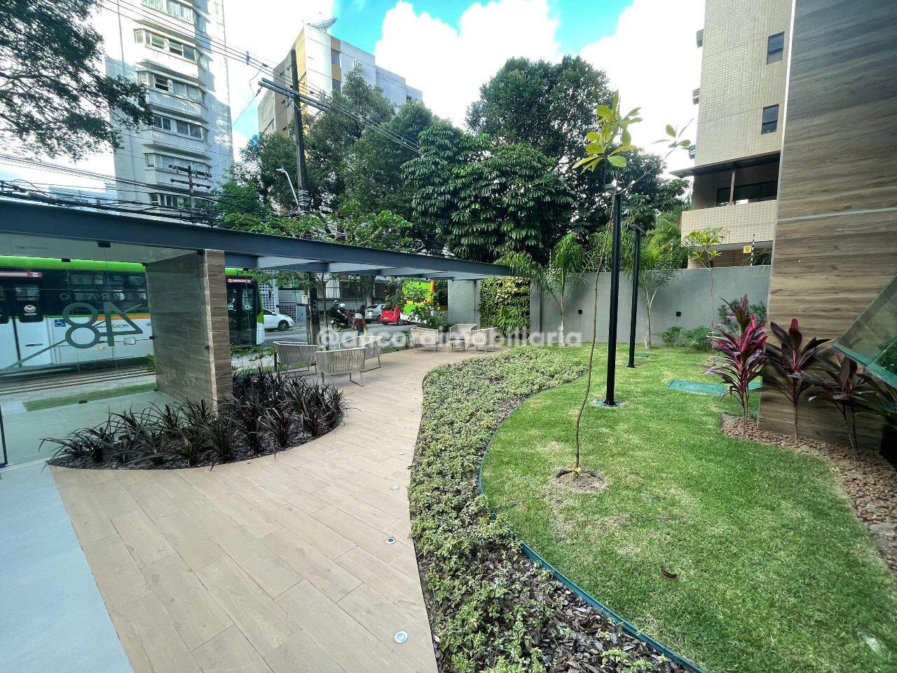 Apartamento para aluguel no Espinheiro: 