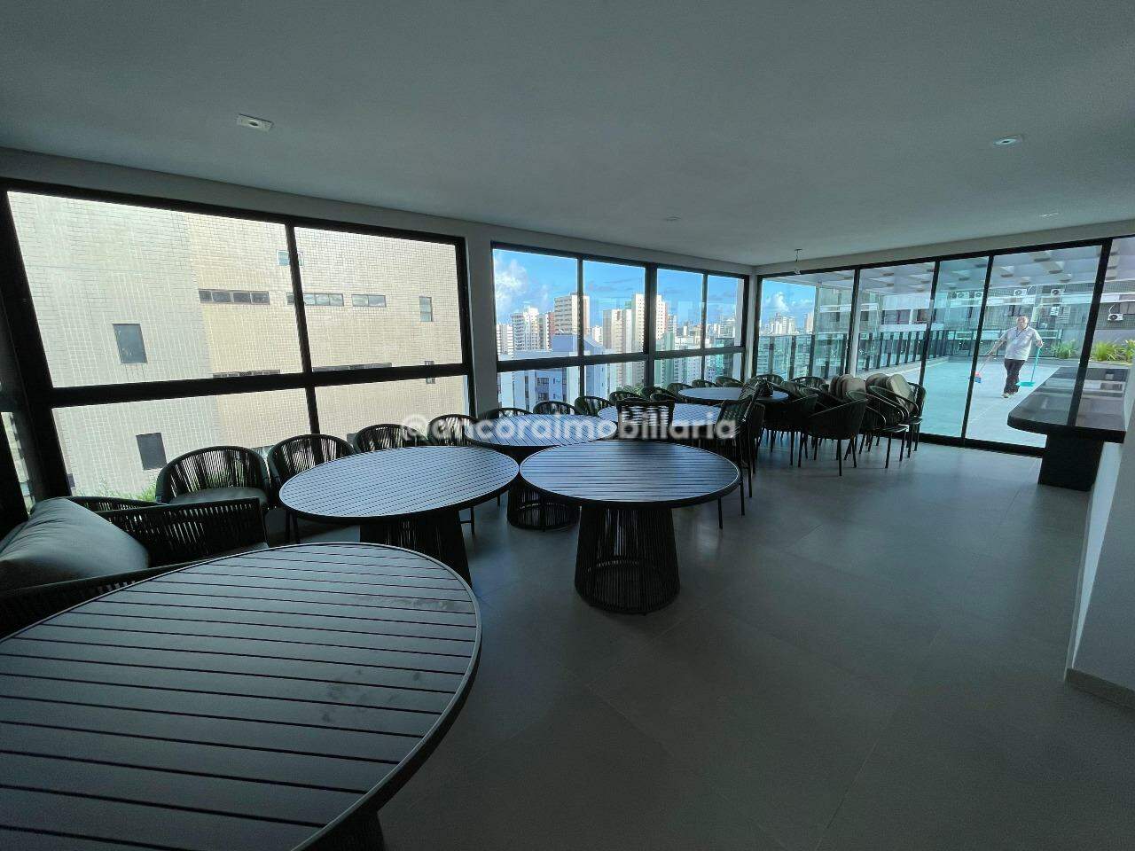 Apartamento para aluguel no Espinheiro: 