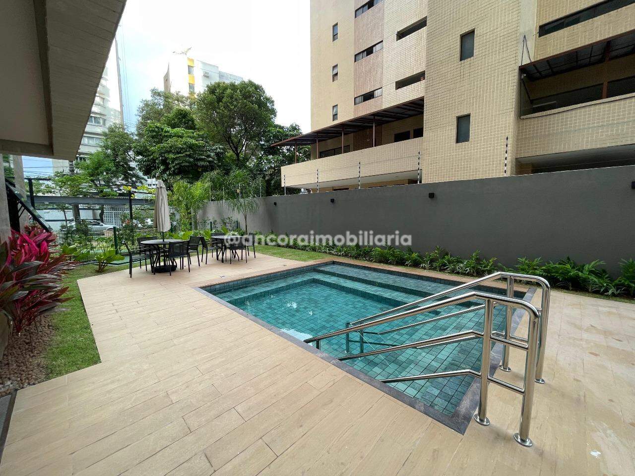 Apartamento para aluguel no Espinheiro: 