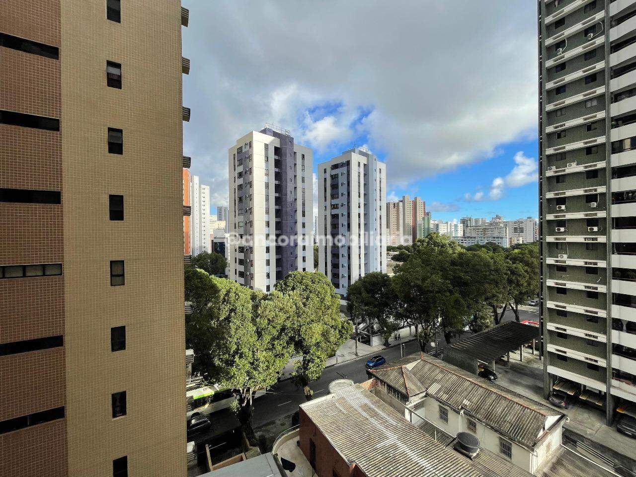 Apartamento para aluguel no Espinheiro: 