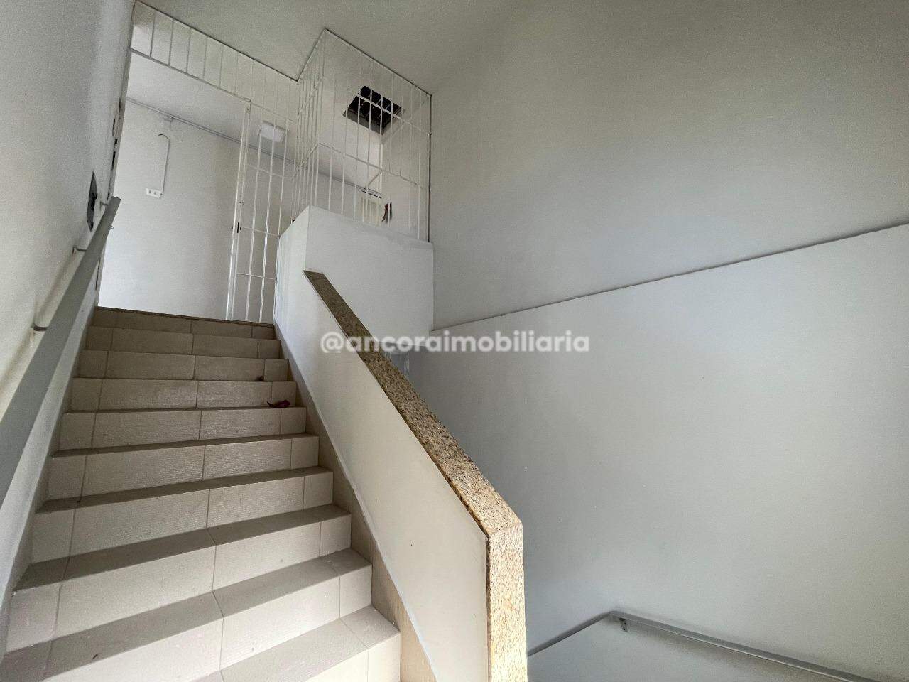 Sala para aluguel no Encruzilhada: 