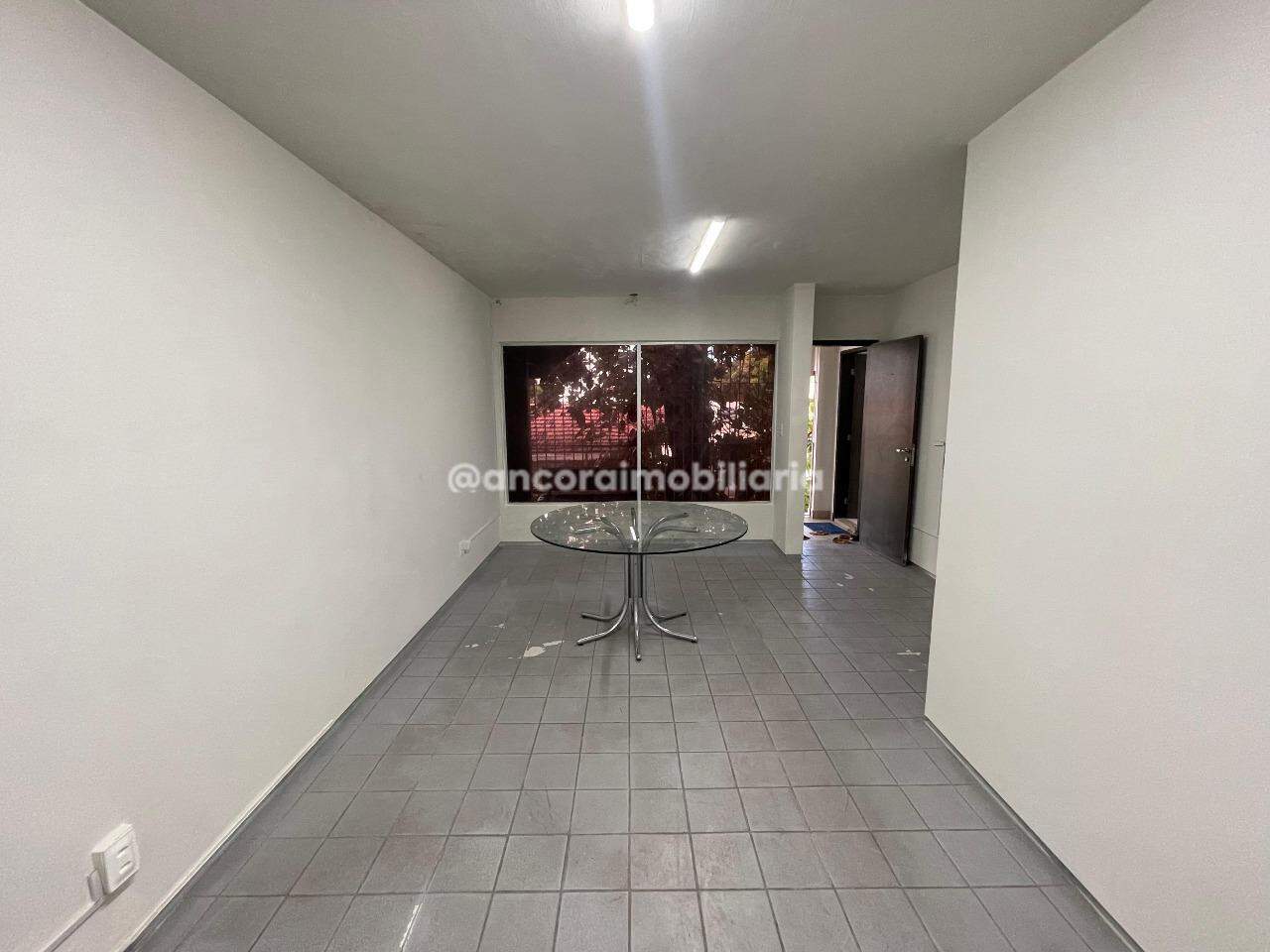 Sala para aluguel no Encruzilhada: 