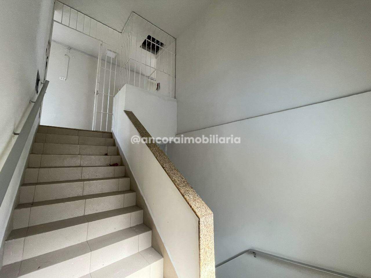Sala para aluguel no Encruzilhada: