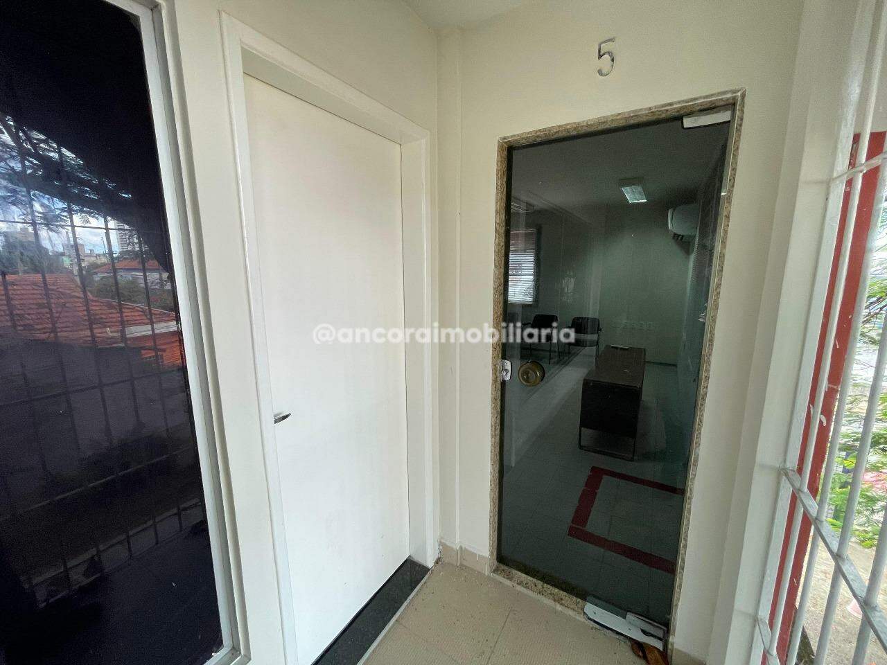 Sala para aluguel no Encruzilhada: 