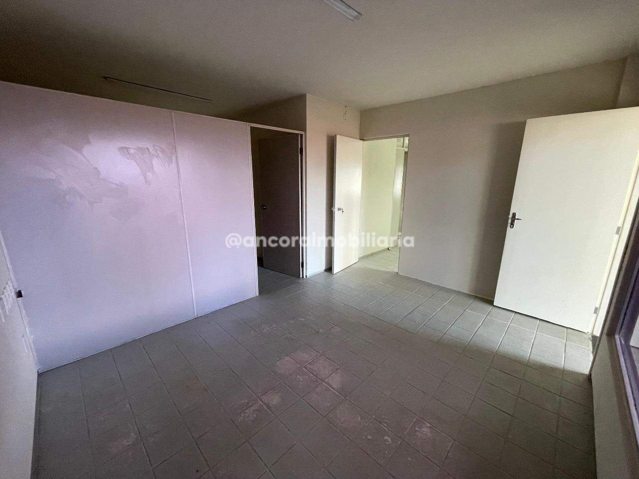 Sala para aluguel no Encruzilhada: 