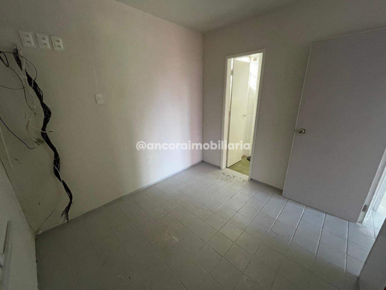 Sala para aluguel no Encruzilhada: 