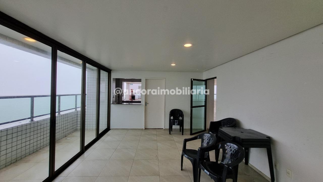 Flat à venda no Barra de Jangada: 
