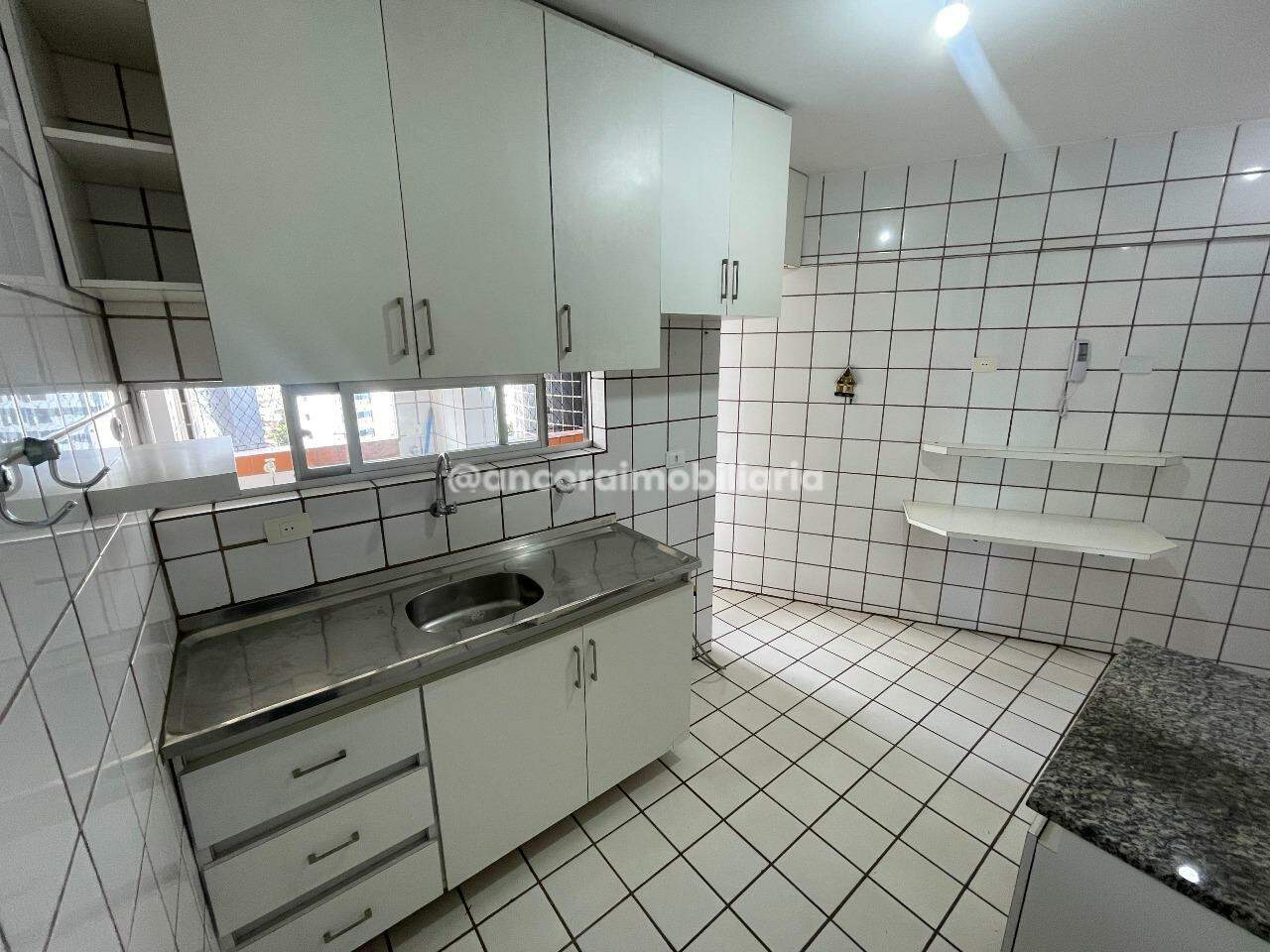 Apartamento para aluguel no Espinheiro: 