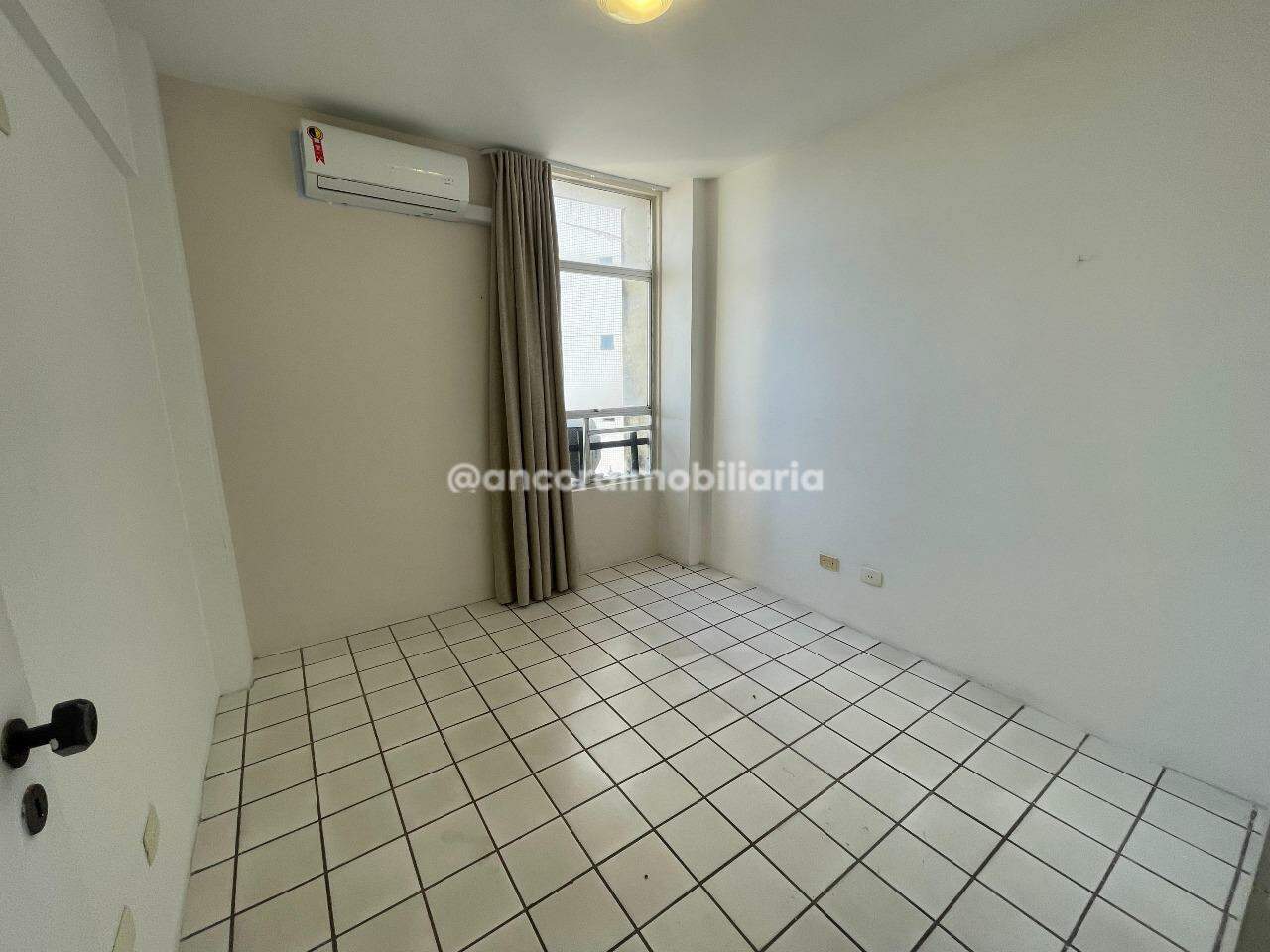 Apartamento para aluguel no Espinheiro: 