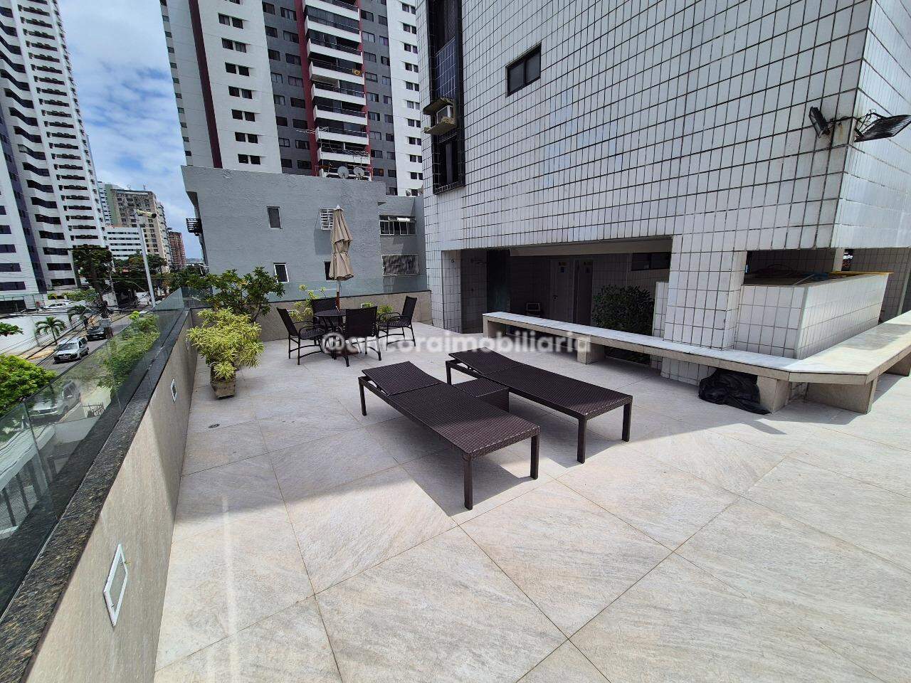 Apartamento à venda no Boa Viagem: Piscina