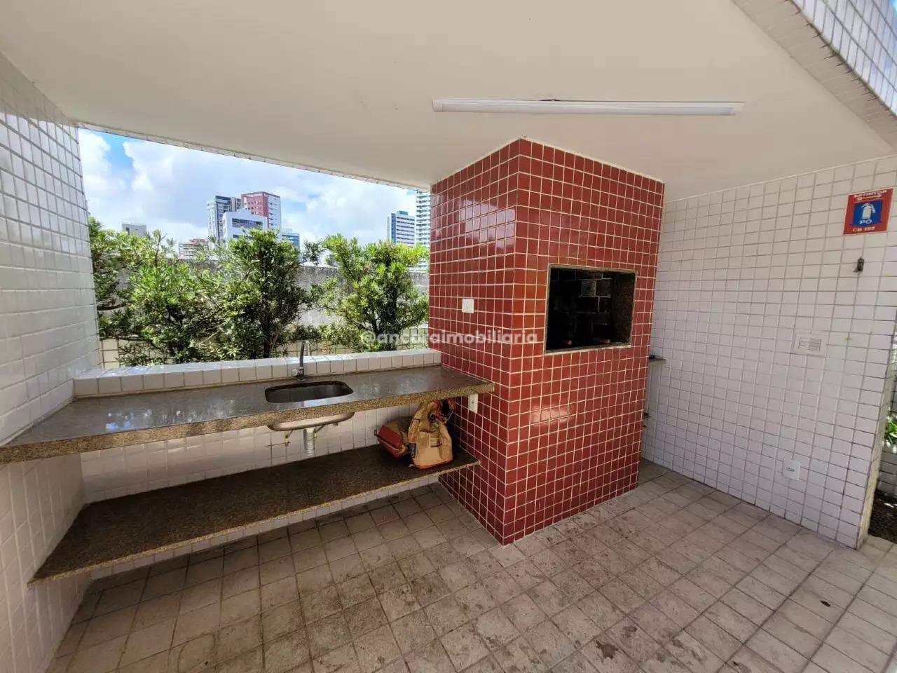 Apartamento à venda no Graças: 