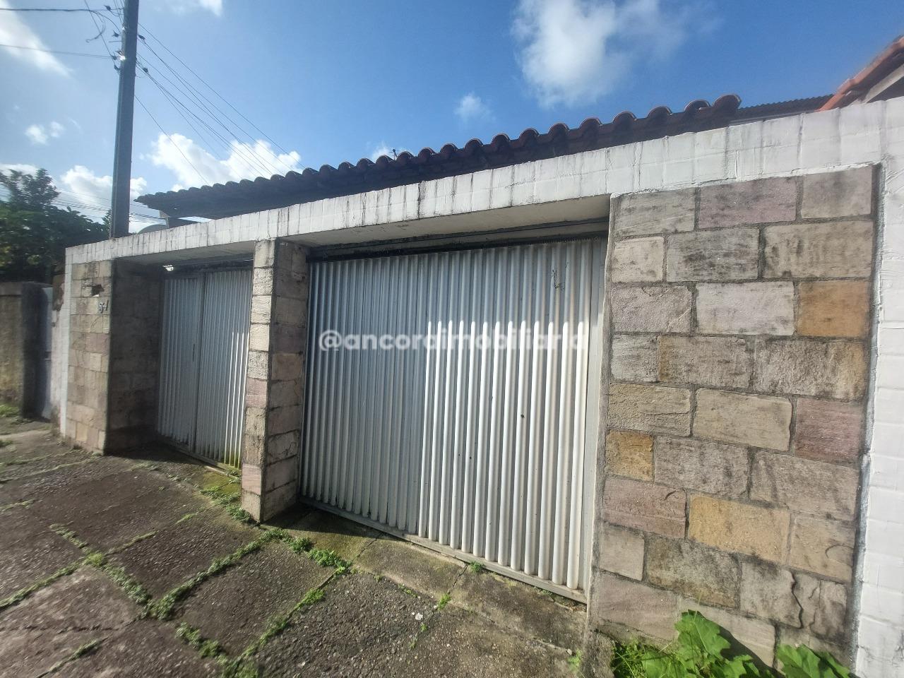 Casa à venda no Zumbi: 