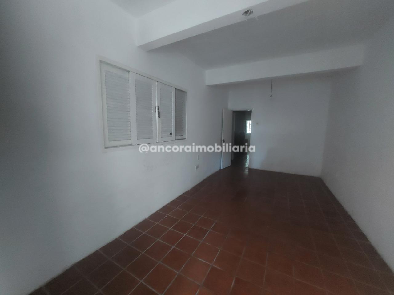Casa à venda no Zumbi: 