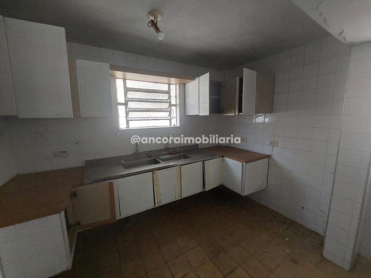Casa à venda no Zumbi: 