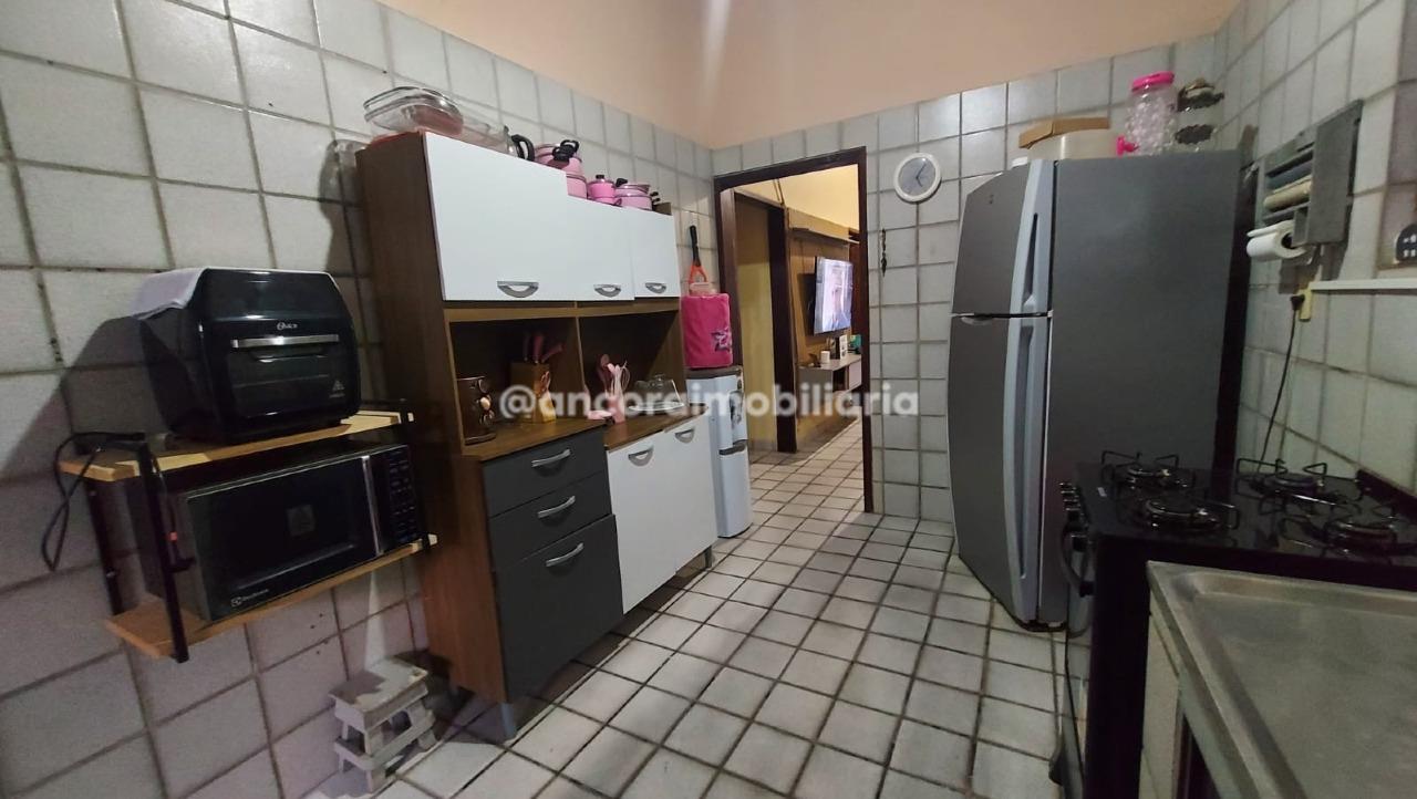 Casa à venda no Bongi: 