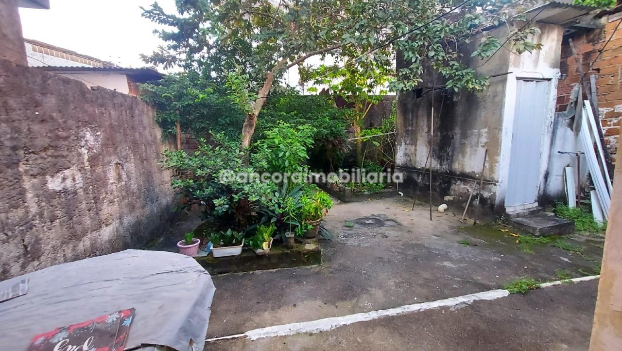 Casa à venda no Bongi: 