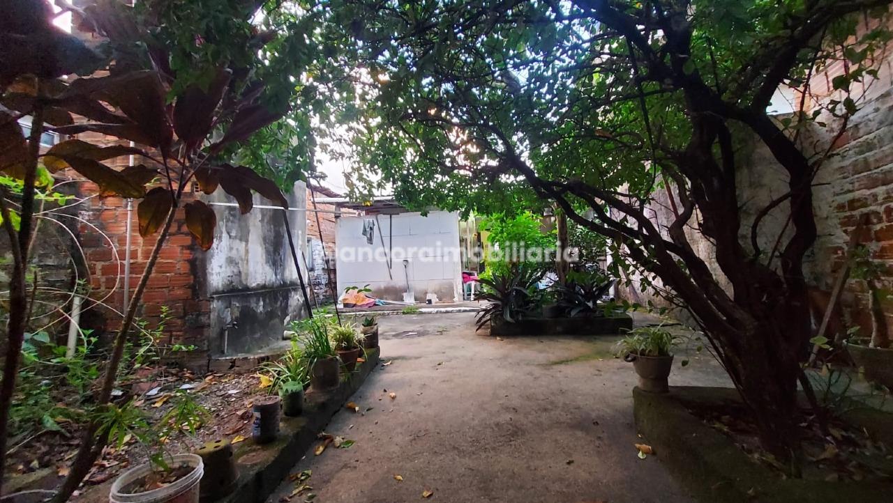 Casa à venda no Bongi: 