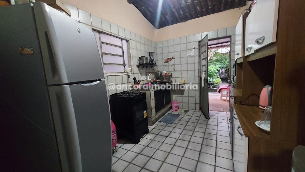 Casa à venda no Bongi: 