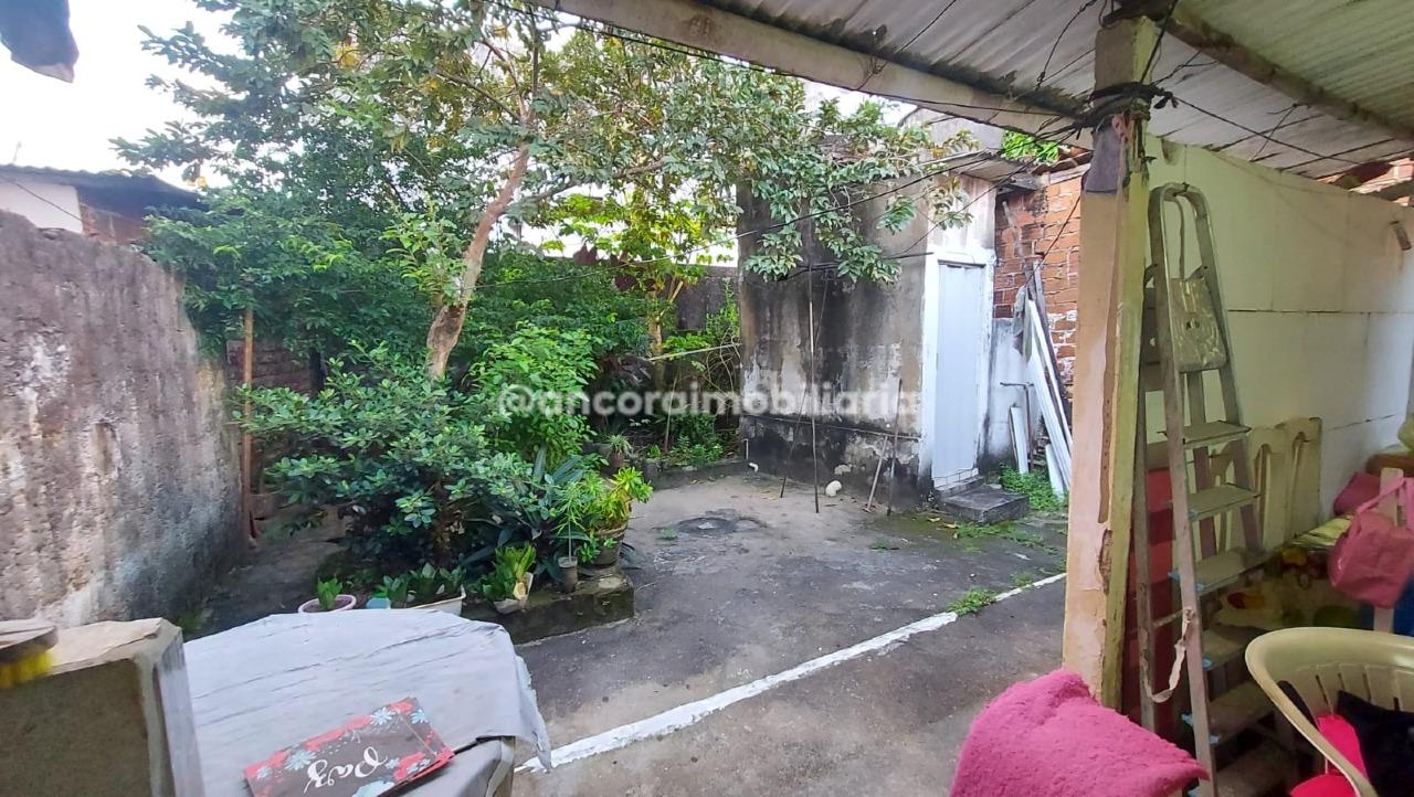 Casa à venda no Bongi: 