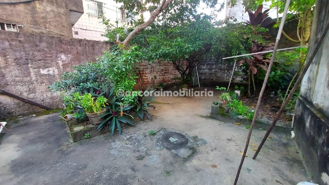 Casa à venda no Bongi: 