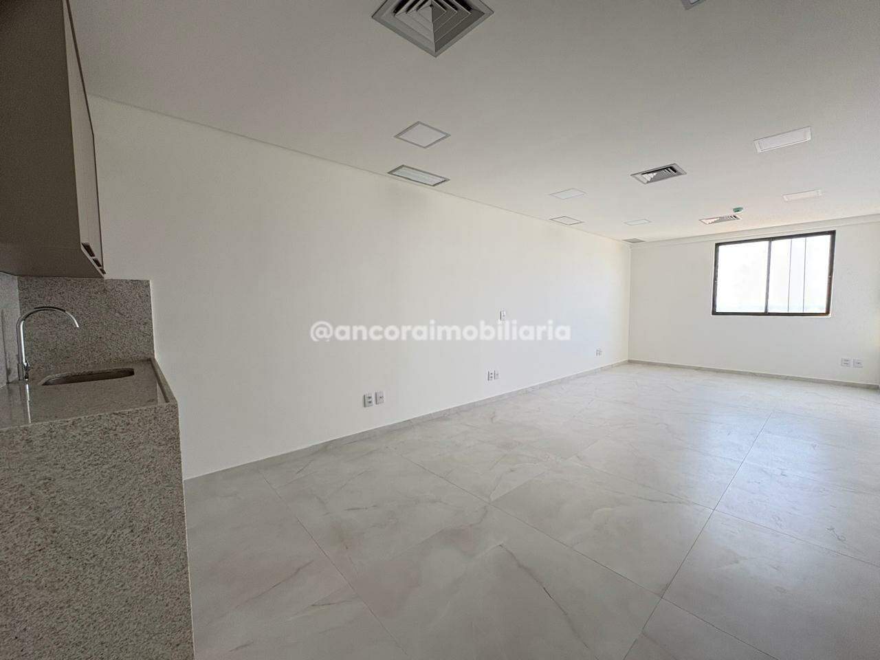 Sala para aluguel no Soledade: 
