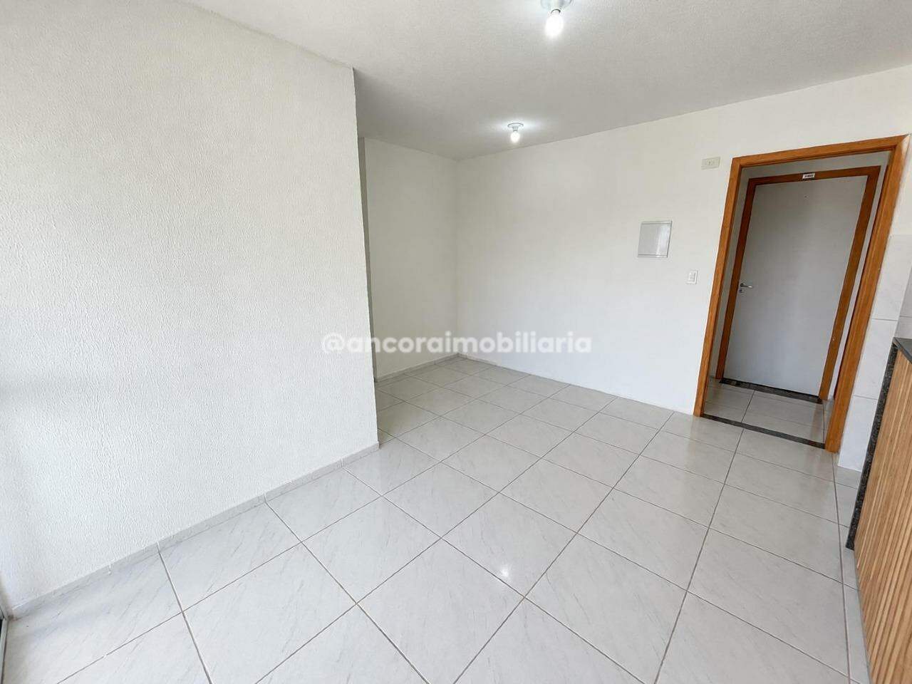 Apartamento para aluguel no Candeias: 