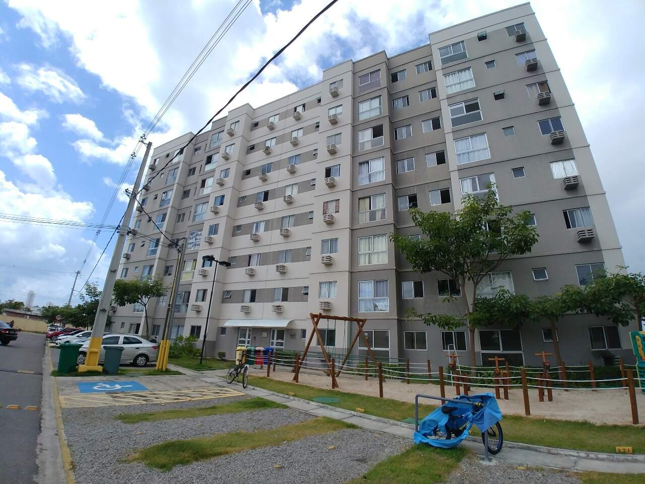 Apartamento para aluguel no Candeias: 