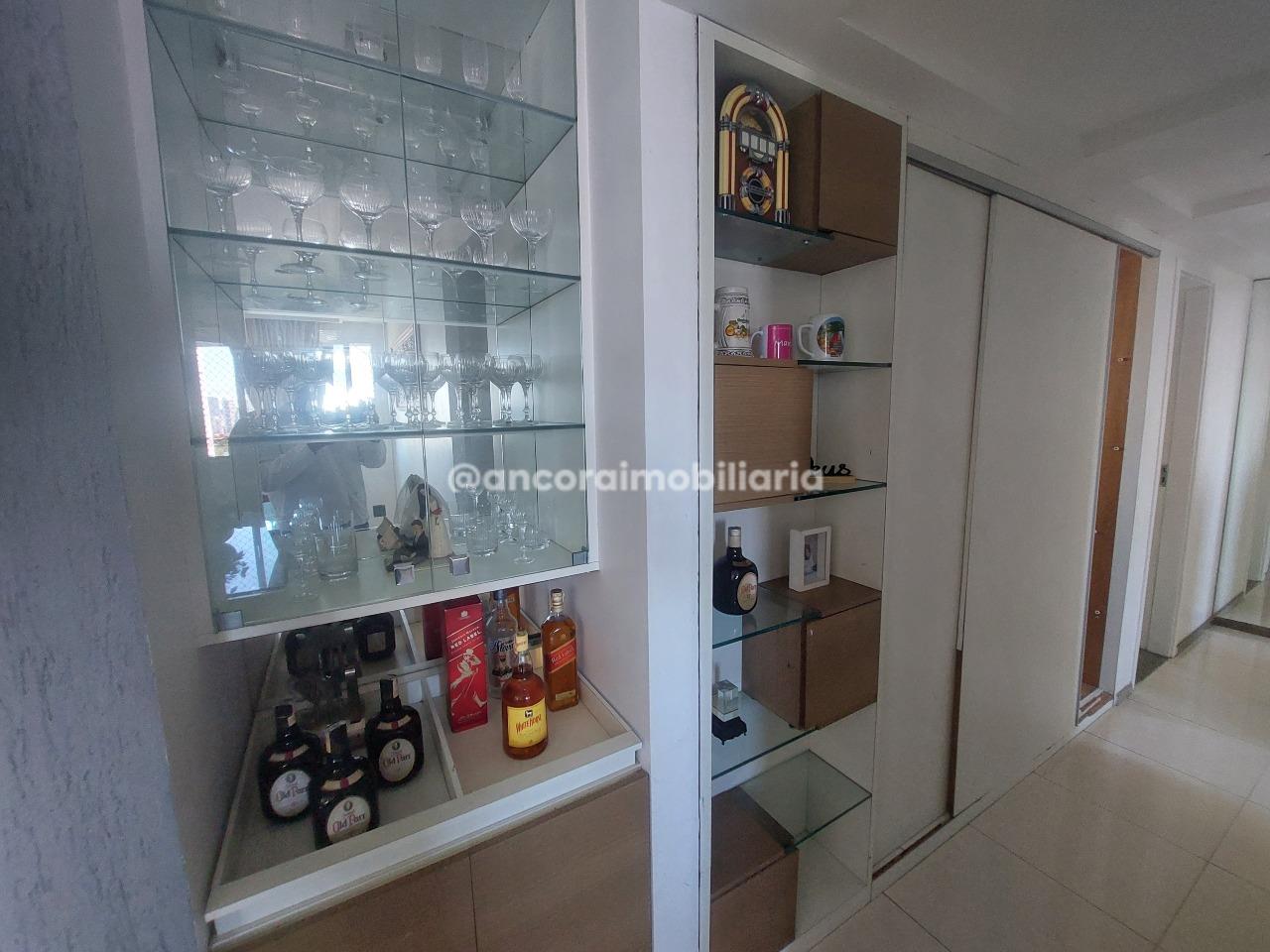 Apartamento à venda no Parnamirim: 