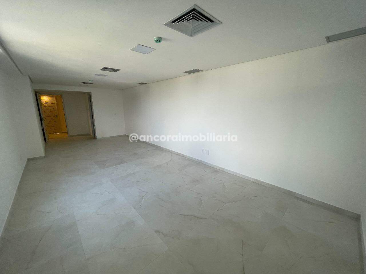 Sala para aluguel no Soledade: 