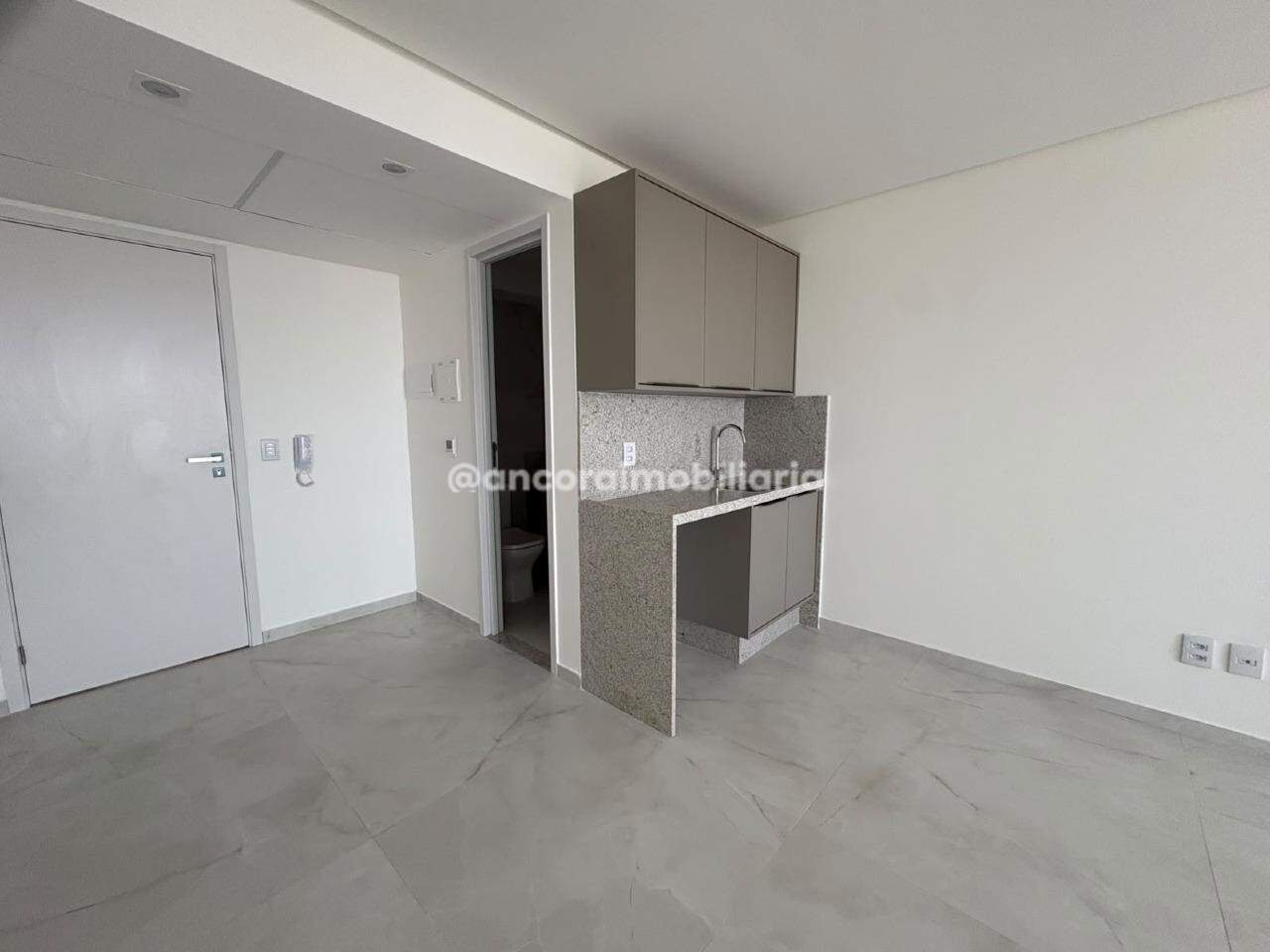 Sala para aluguel no Soledade: 