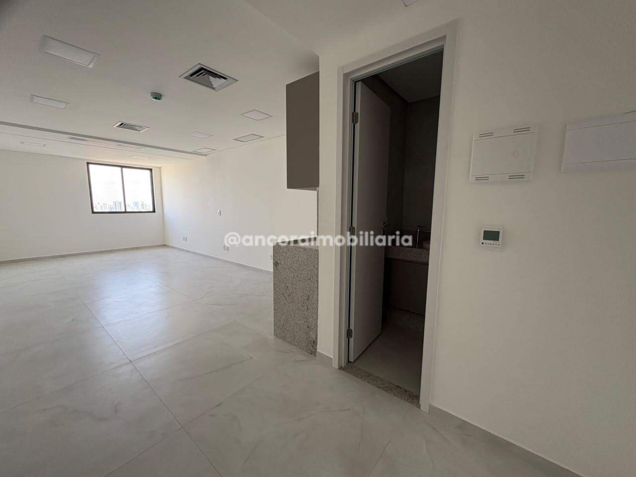 Sala para aluguel no Soledade: 