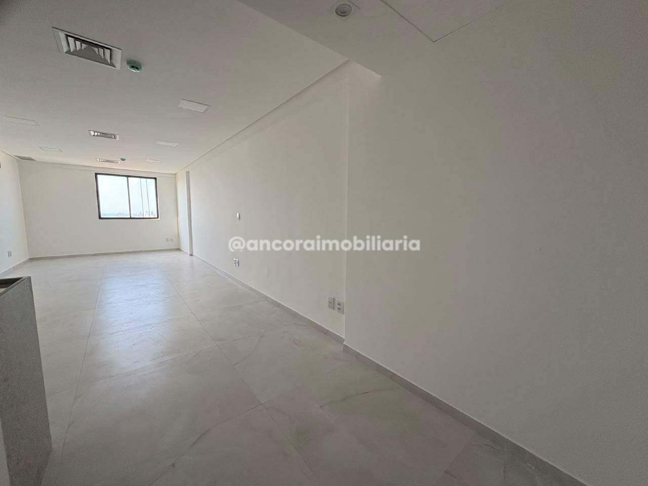 Sala para aluguel no Soledade: 