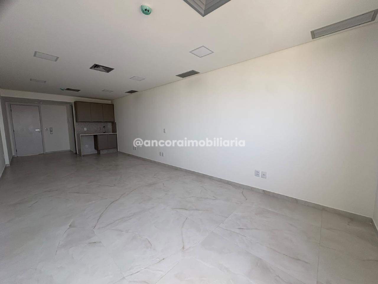 Sala para aluguel no Soledade: 