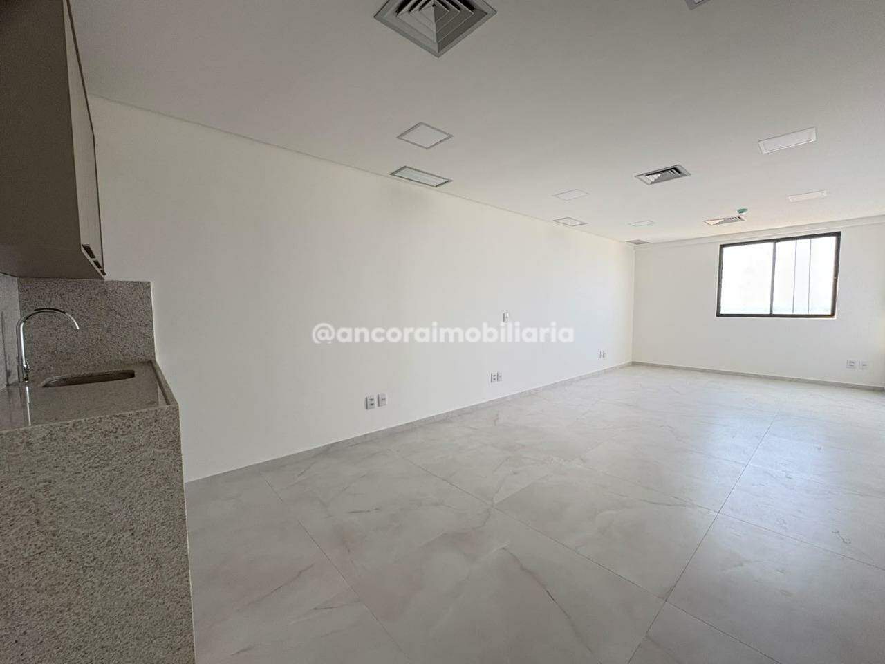 Sala para aluguel no Soledade: 
